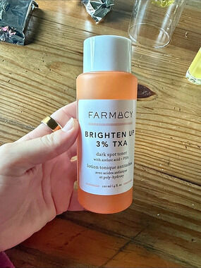 Farmacy Brighten Up 3% TXA Dark Spot
